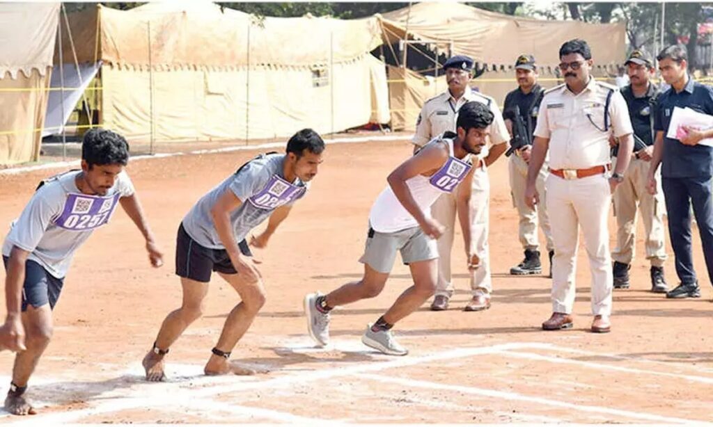 Eat-and-run Police – Professional Monitoring for Online Tournaments